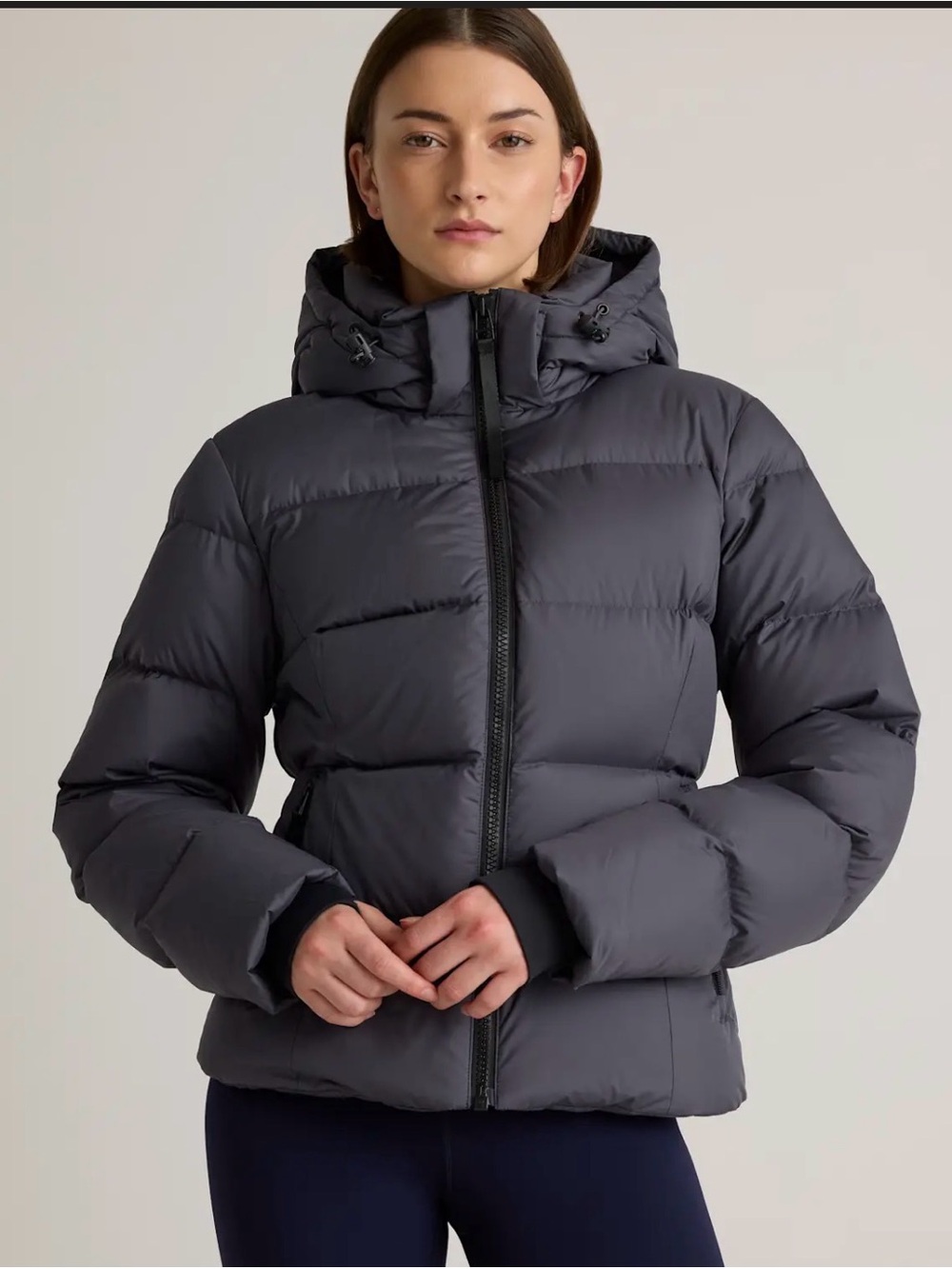 NWT Quince Cinched Waist Hooded Puffer Jacket in Carbon Gray - Medium